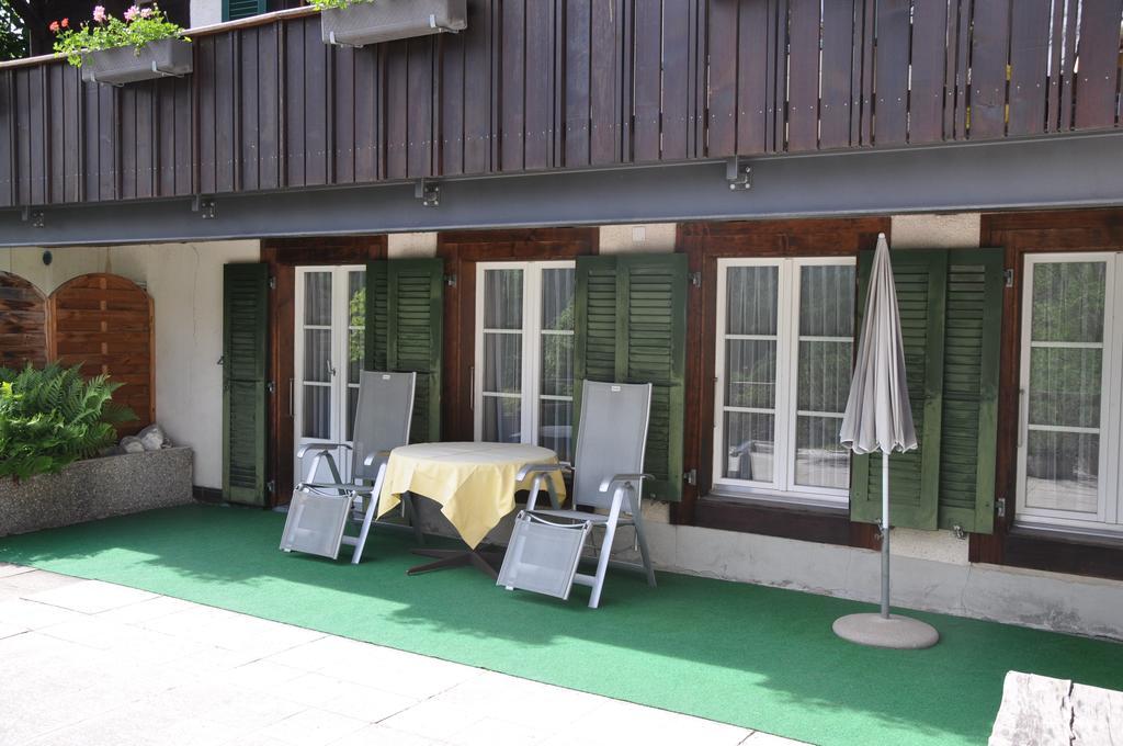 Ferienwohnungen Chalet Hohturnen 格林德瓦 外观 照片