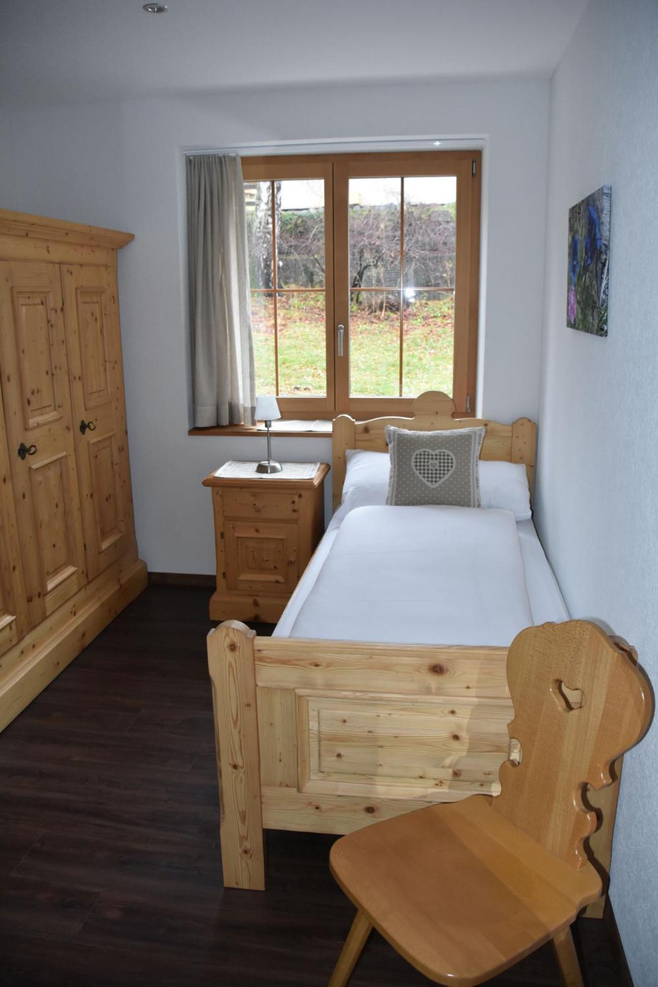 Ferienwohnungen Chalet Hohturnen 格林德瓦 外观 照片